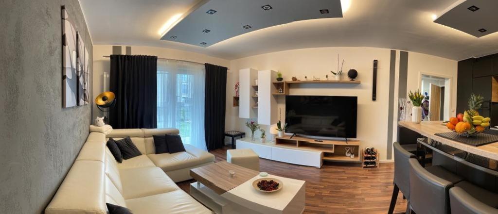 Krejcarek Garden Apartment Prag Exteriör bild